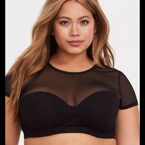Torrid Black Mesh Short Sleeve Crop Top